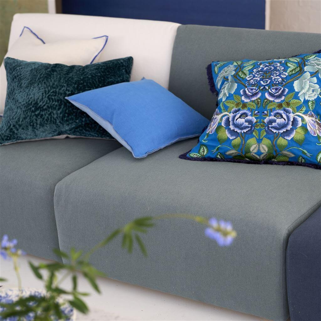 Designers Guild Pude - Brera Lino - Cornflower & Lapis- 43 x 43 cm