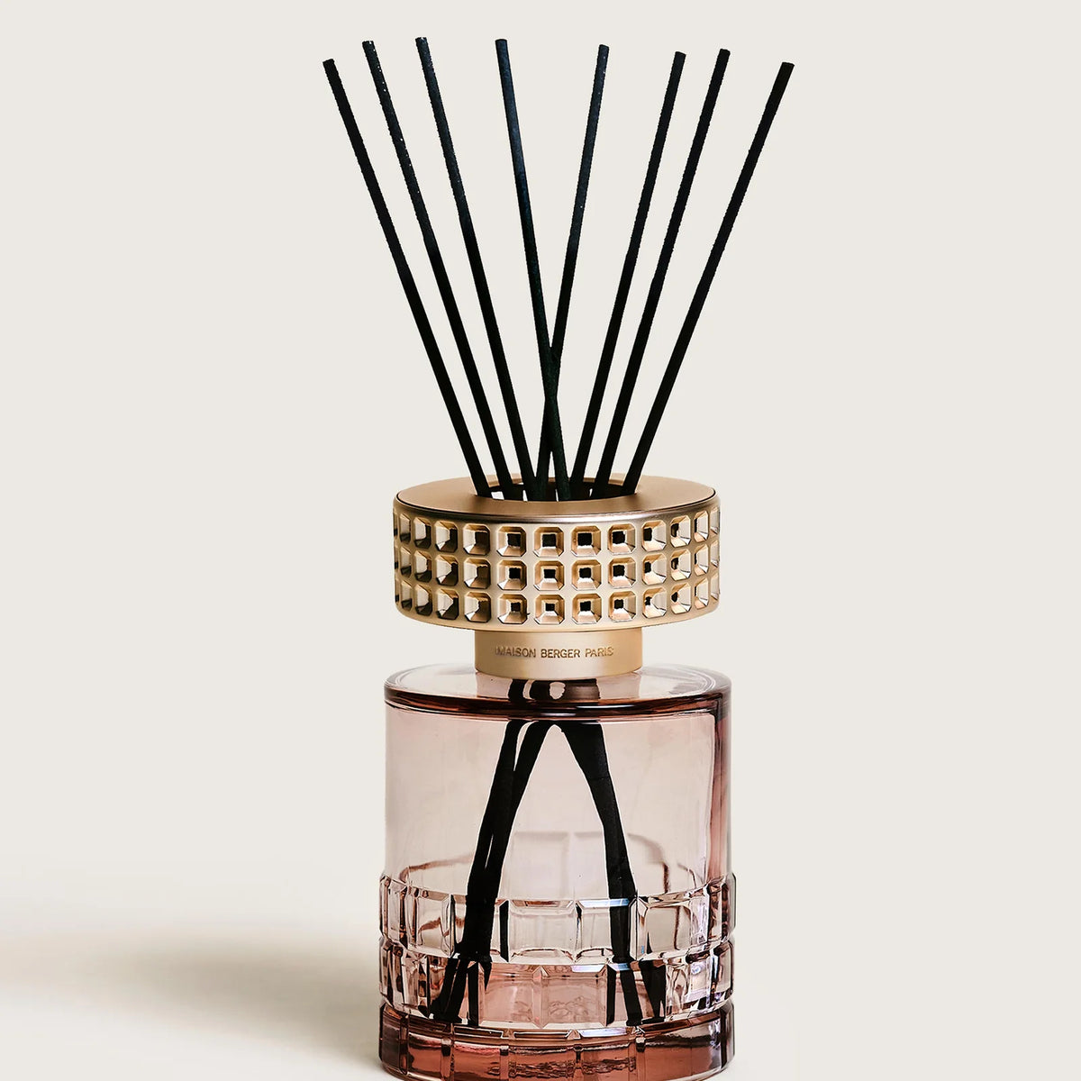 Maison Berger Paris Hypnotic Oud Nude Celebration – Duftfrisker med duftpinde