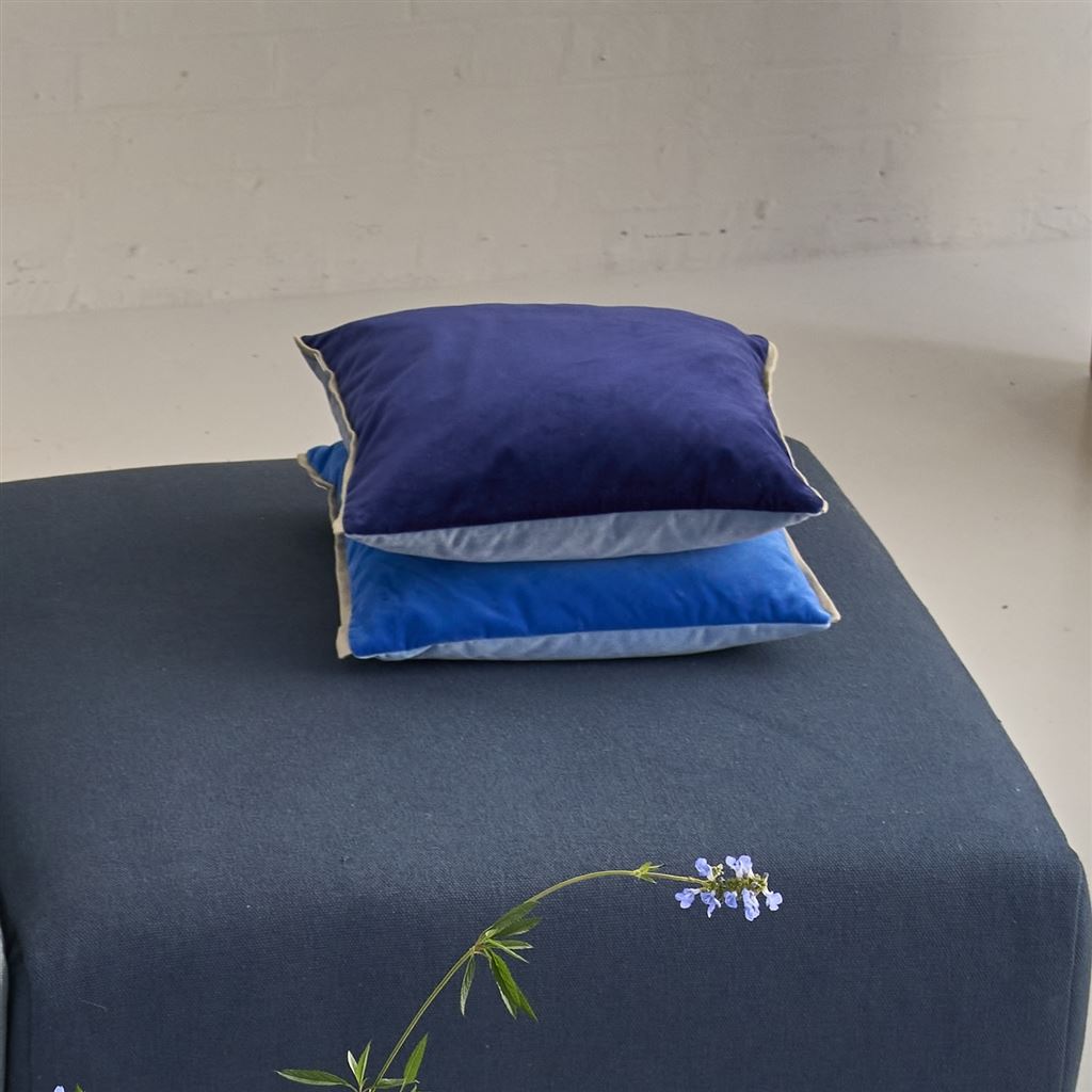 Designers guild Pude - Varese-Velour-Cerulean-43 x 43 cm